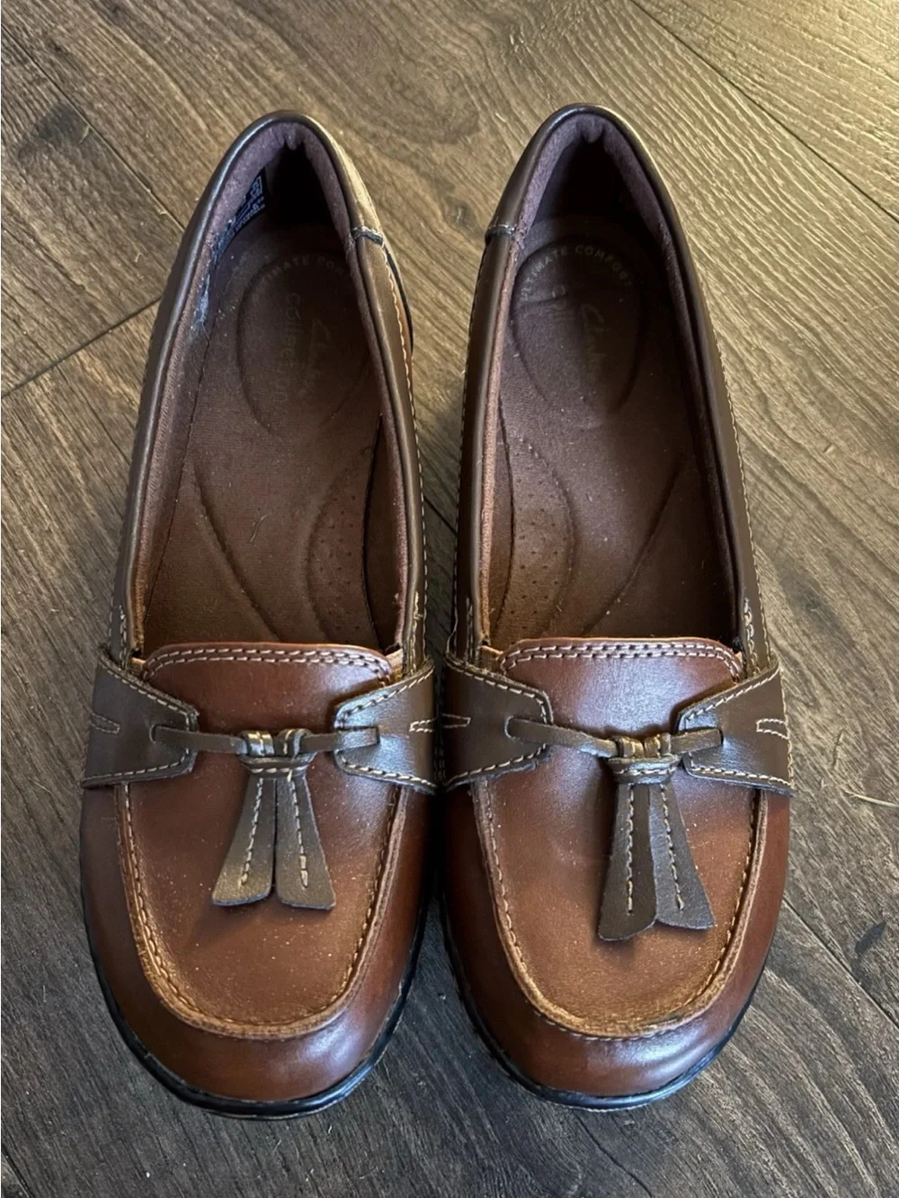 Clark’s Ashland Bubble Slip Brown Tassel Leather Loafers Women Cushioned Size 6